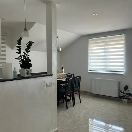 Diamond Lux Apartment