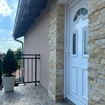 Diamond Lux Lägenhet Surčin