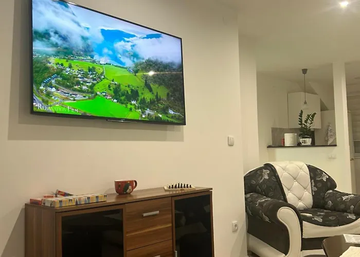 Diamond Lux * Surčin